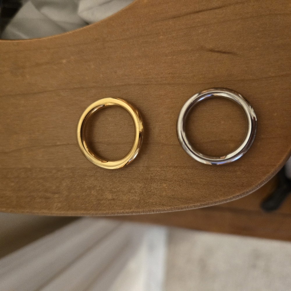 Elegant Gold and Silver Women's Rings - Picture 2 of 3